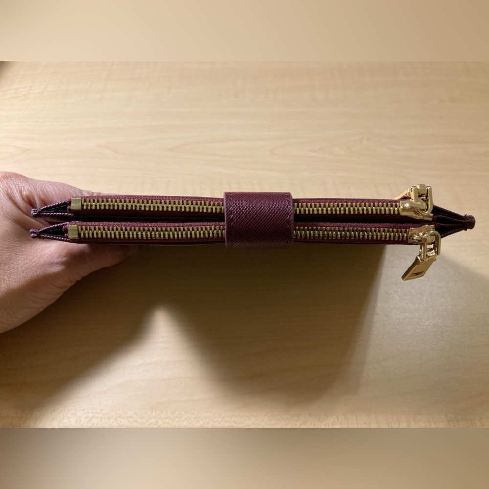 Travelambo Burgundy Double Zipper Pocket Wallet NWT Slim Card Holder Organizer - Picture 4 of 9